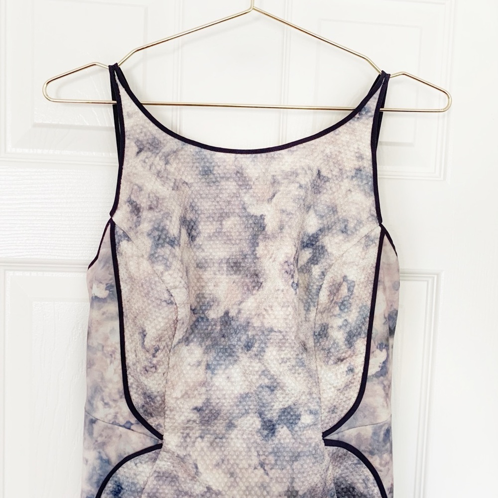 O'2nd Cloud Strap Detail Texture Sheath Dress Sz 6 - Picture 3 of 8